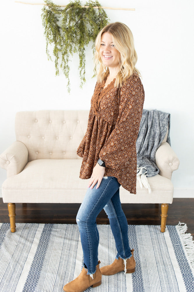 Floral Embroidery Top - Brown